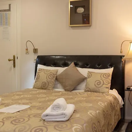 Queen Teuta Luxury Guest house Split