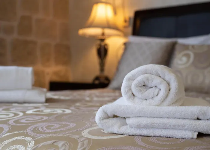 Queen Teuta Luxury 3* Split