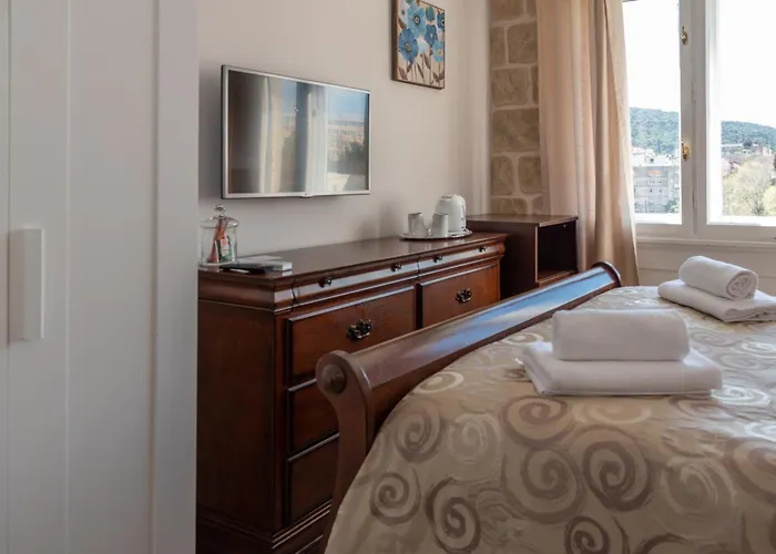 Queen Teuta Luxury Gasthuis 3*